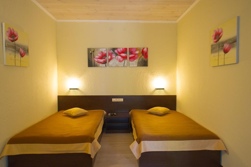 Prince Trubetskoi Winery Hotell Nova Kakhovka Rom bilde