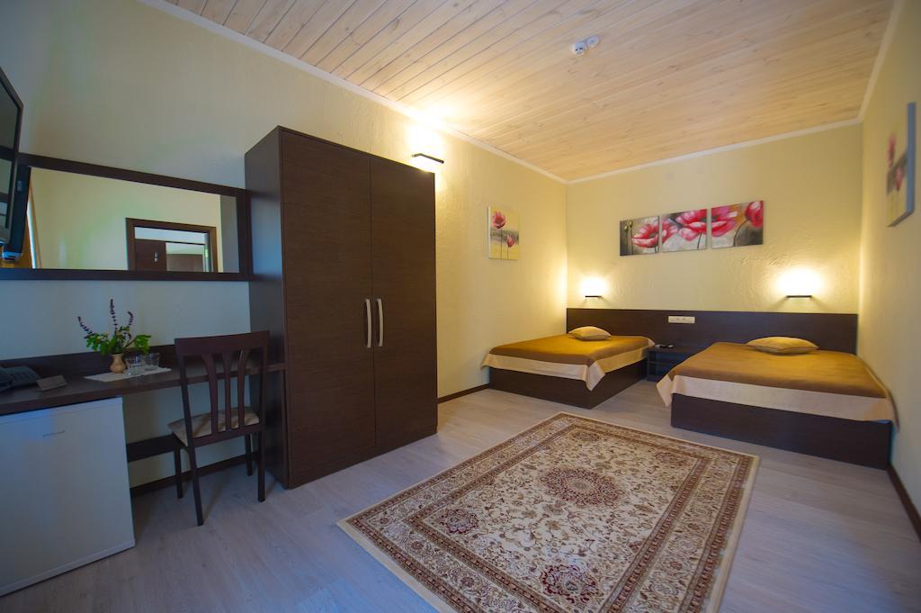 Prince Trubetskoi Winery Hotell Nova Kakhovka Rom bilde